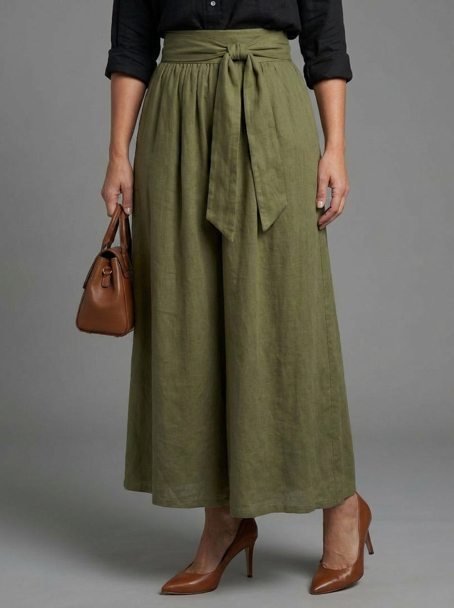 Vera | Completo Due Pezzi Camicetta Nera e Gonna Midi Verde Oliva
