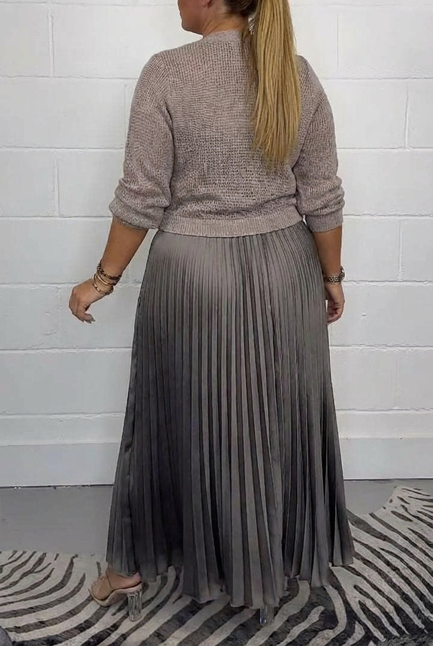 Claudia | Abito Lungo con Cardigan e Pieghe