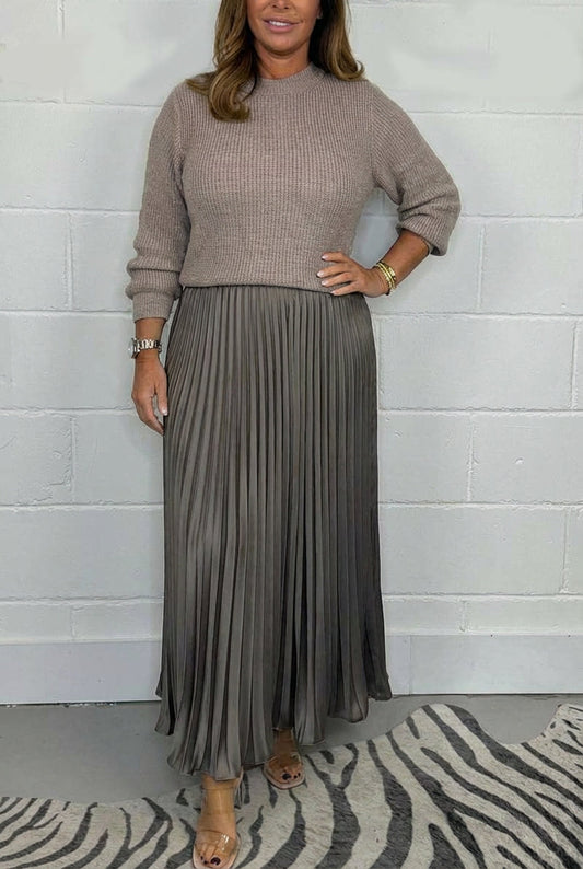Claudia | Abito Lungo con Cardigan e Pieghe