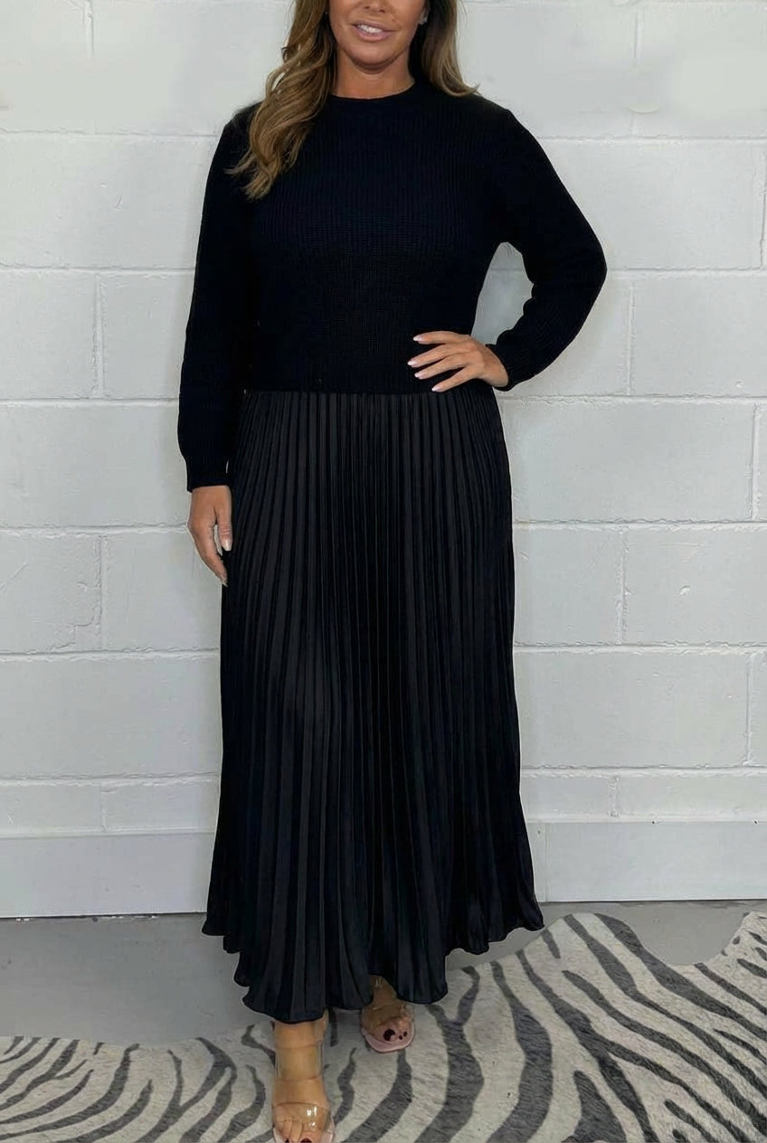 Claudia | Abito Lungo con Cardigan e Pieghe